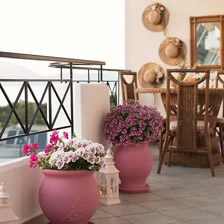 Destinesia Luxury Apt With Balcony,2min From The Sea 公寓